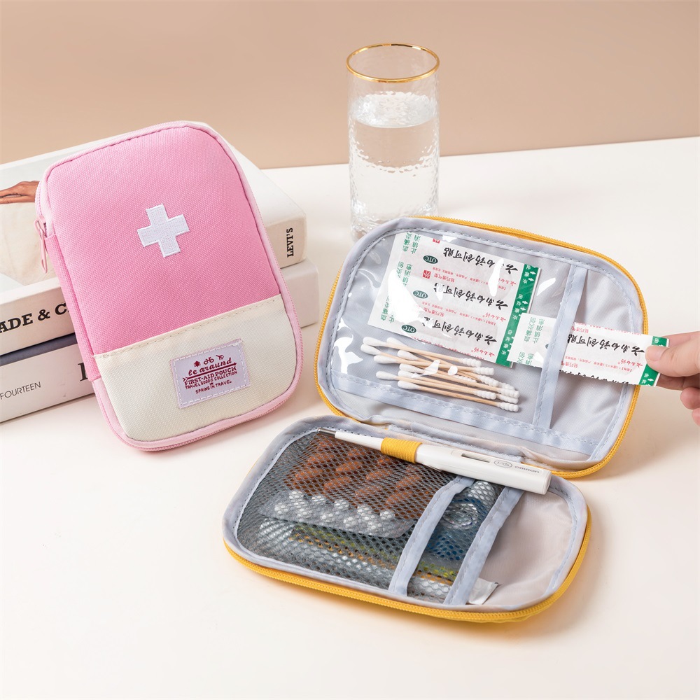 Набор из 3-х портативных медиц – обзор и цена First Aid Bag Kit